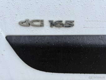 RENAULT MASTER 2,3 dci 6 místný - 6  míst -2016 1 majitel - 8