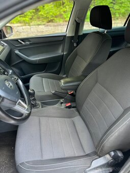 Škoda Rapid - 8