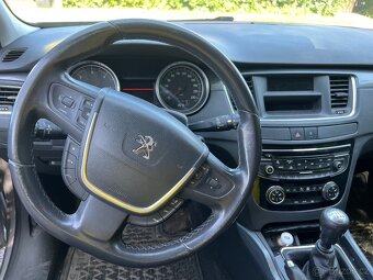 Prodám Peugeot - 8