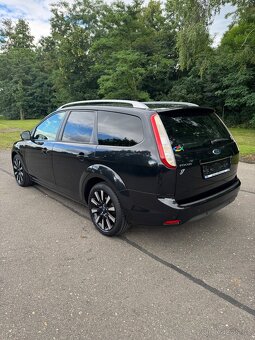 Ford FOCUS 1,6 16V combi -  Black Magic - 8