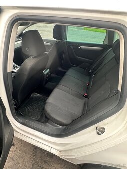 Volkswagen Passat B7 - 8