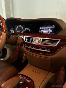 Mercedes W221 - 8