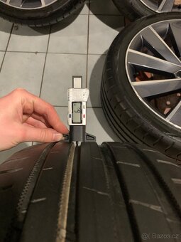Alu kola Škoda R18 5X112 LETNÍ PNEU 225/40 R18 TURBINE - 8