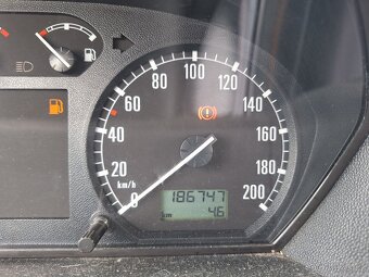 Škoda Fabie 1.4 MPI - 8