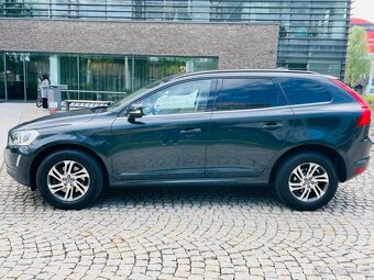 Volvo XC60 2.4D5 4x4 MANUÁL FACE LED KŮŽE NAVI SENZORY - 8