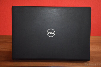 Dell Vostro 15 (3568) i7/16GB/SSD 256GB/Radeon R5 - 8