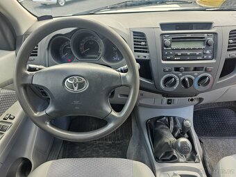 Toyota Hilux 2.5D-4D 88 kW 4x4 Double Cab - 8