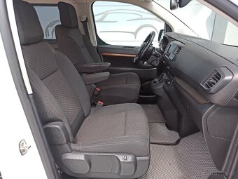 TOYOTA PRO ACE VERSO 2.0D FAMILY A/T - 8
