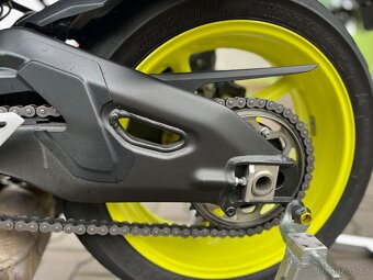 Yamaha MT 10 Tour Edition, nadstandartní výbava - 8