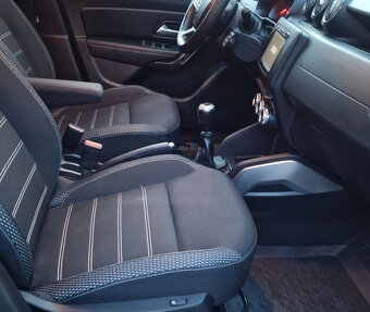 Dacia Duster 1,6SCe 4x4 Prestige - 8
