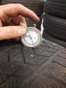 Komplet kola - Pirelli Scorpion Winter 255/45R20 101H R/F - 8