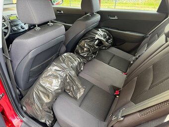 Hyundai i30 CW 99000km - 8