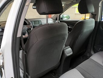 Prodám Hyundai i30 combi WG1,4 i - 8