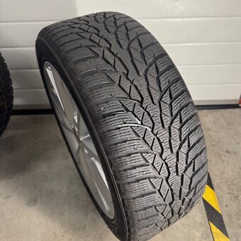 Alu kola Škoda, zimní Nokian 6mm 215/45 R16, 5x100 - 8