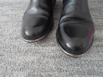 Černé kožené boty kozačky Carini - 39 - 8