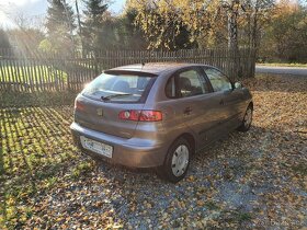 Seat Ibiza Benzin R.V.2005,dovoz it.,absolutne bez Koroze,,m - 8