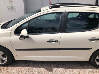 Peugeot 207 -SW 1,4 70kw - náhradní díly - 8