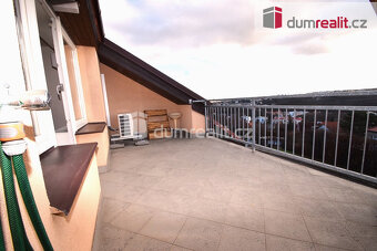 Pronájem 2+kk, 40m² + terasa 14m², P5-Smíchov, ul. Nad Palat - 8