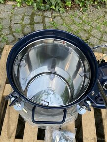 Tlakový zásobník na barvu, automatický 30L - 8