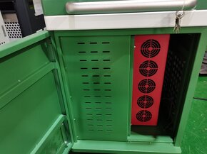 PULZ ČISTÍCI STROJ, 300W - 8