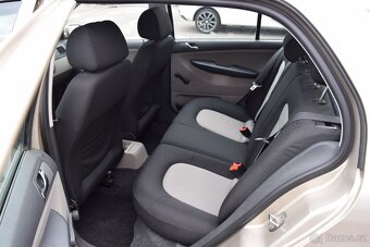 Škoda Fabia 1 sedan 1.2 HTP 47kw AMBIENTE EL. OKNA - 8