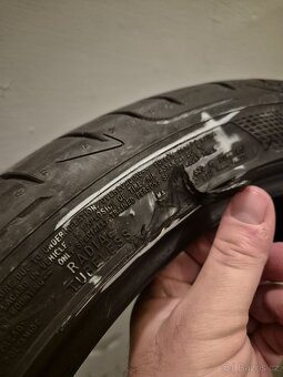 Good Year Eagle F1 225/40 R18 - 8