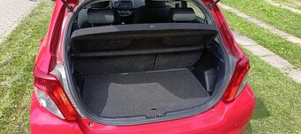 Toyota Yaris - 8