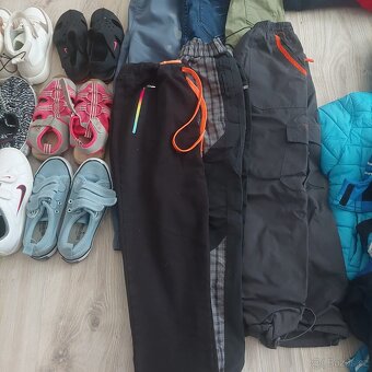 Oblečení holčička 120 až 128 - 8