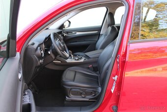 Alfa Romeo Stelvio 2.2JTDm 154kW + Q4 + SERVIS ALFA ROMEO - 8