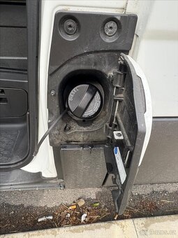 Iveco Daily 2,3 35S16V (2022) - 8