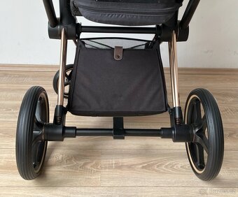 Cybex Priam 4.0 - 8