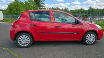 Renault Clio 1,2 - 8