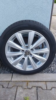 Alu kola originál 5x100 r16 vw Polo letní pneu - 8