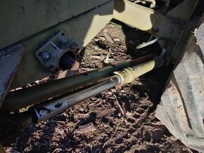 DÍLY KOMBAJN E 516 - 8