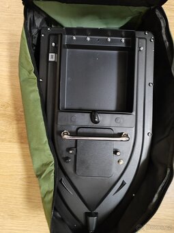 Nová nepoužitá zavážecí lodička zakrmovací loďka + taška - 8