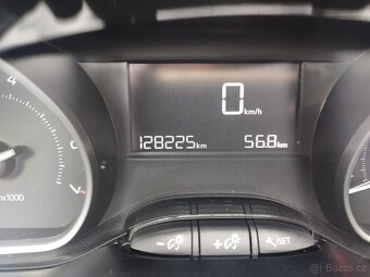 Peugeot 2008 1.2 60kw koupeno ČR - 8