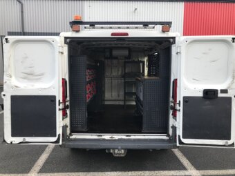 Peugeot Boxer- pojízdná dílna, servisní vůz - 8