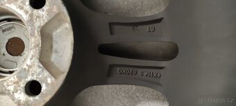 Alu kola R15 - 8
