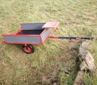 Přívěsný vozík za zahradní traktor. - 8