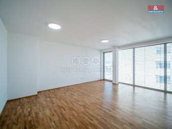 Prodej bytu 3+kk, 99 m², Zlín, ul. Lorencova - 8
