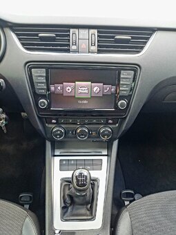 Škoda Octavia 3 2.0Tdi 110 kw combi ELEGANCE - 8