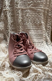 Nenošené dámské boty - 8