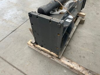 Hydraulické kladivo MUSTANG HM 1300 - 8