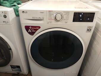 Prodám plně funkční digitální pračku značky LG-8 kg--DOVEZU- - 8