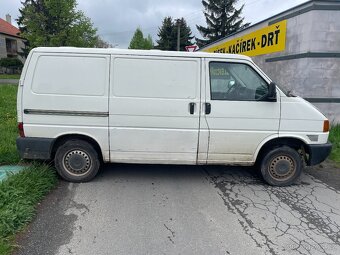 VOLKSWAGEN T4 TRANSPORTER 2.5 TDI 65KW ČR 2002 - 8