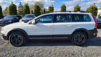 VOLVO XC70 2016 2.0D4 133kW SUMMUM,TEMPOMAT,VÝHŘEVY,SERVISKA - 8