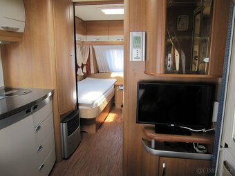 Prodám karavan Hobby 540 UL,model 2010 + mover + předstan. - 8