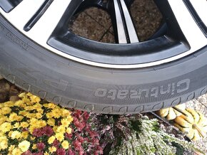 Prodám pneumatiky Pirelli Cinturato P7 235/45R18 - 8