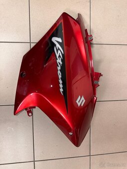 Sadu plastů a nádrž na Suzuki DL 650 - 8