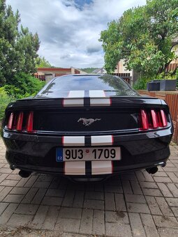 Ford Mustang 3.7 - 8